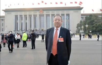 全國(guó)人大代表、寶泰隆董事長(zhǎng)焦云帶來(lái)5份建言，建議對(duì)東北企業(yè)開(kāi)啟上市“綠色通道”